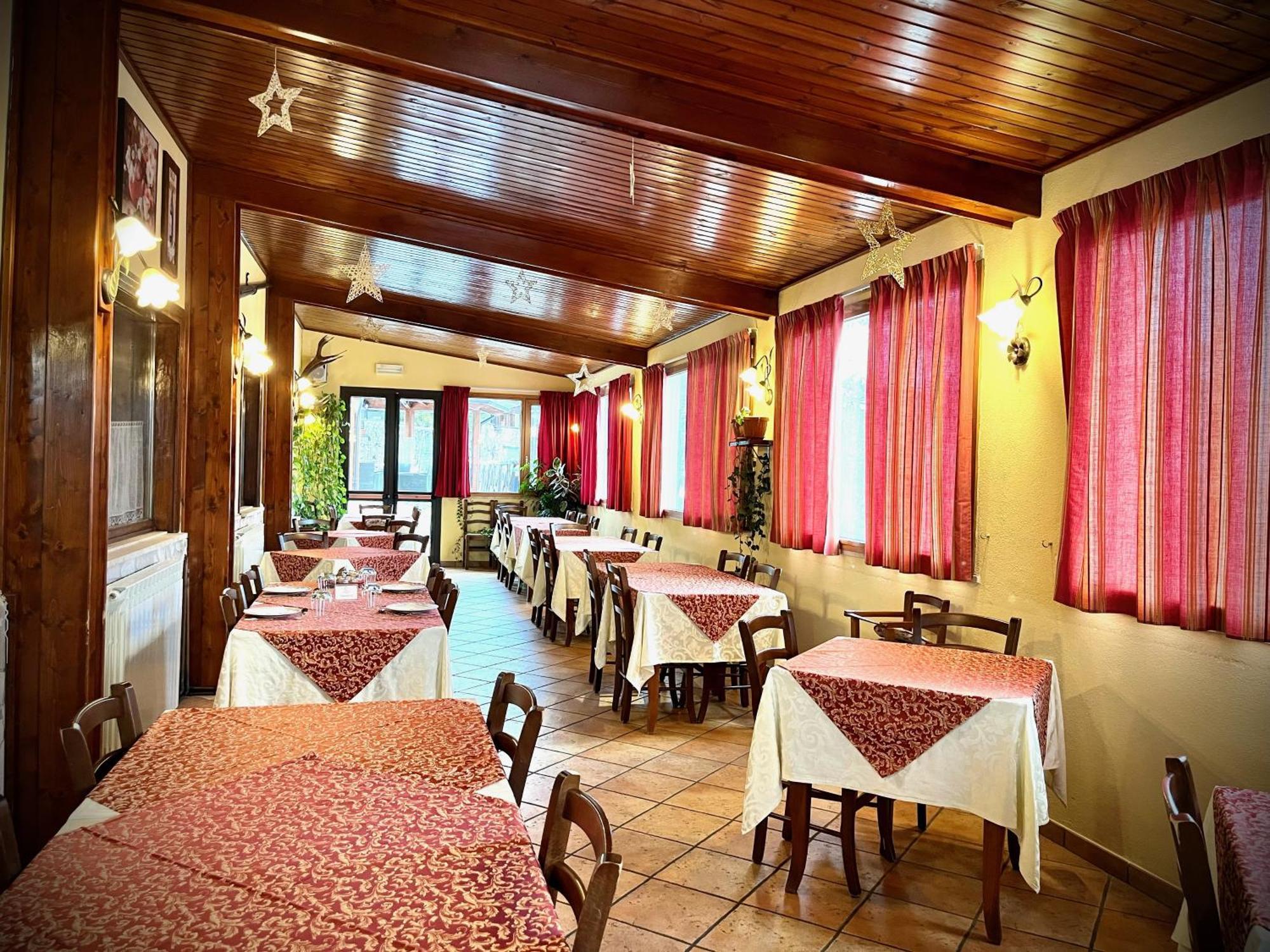 פסקאסרולי Hotel Pinguino מראה חיצוני תמונה