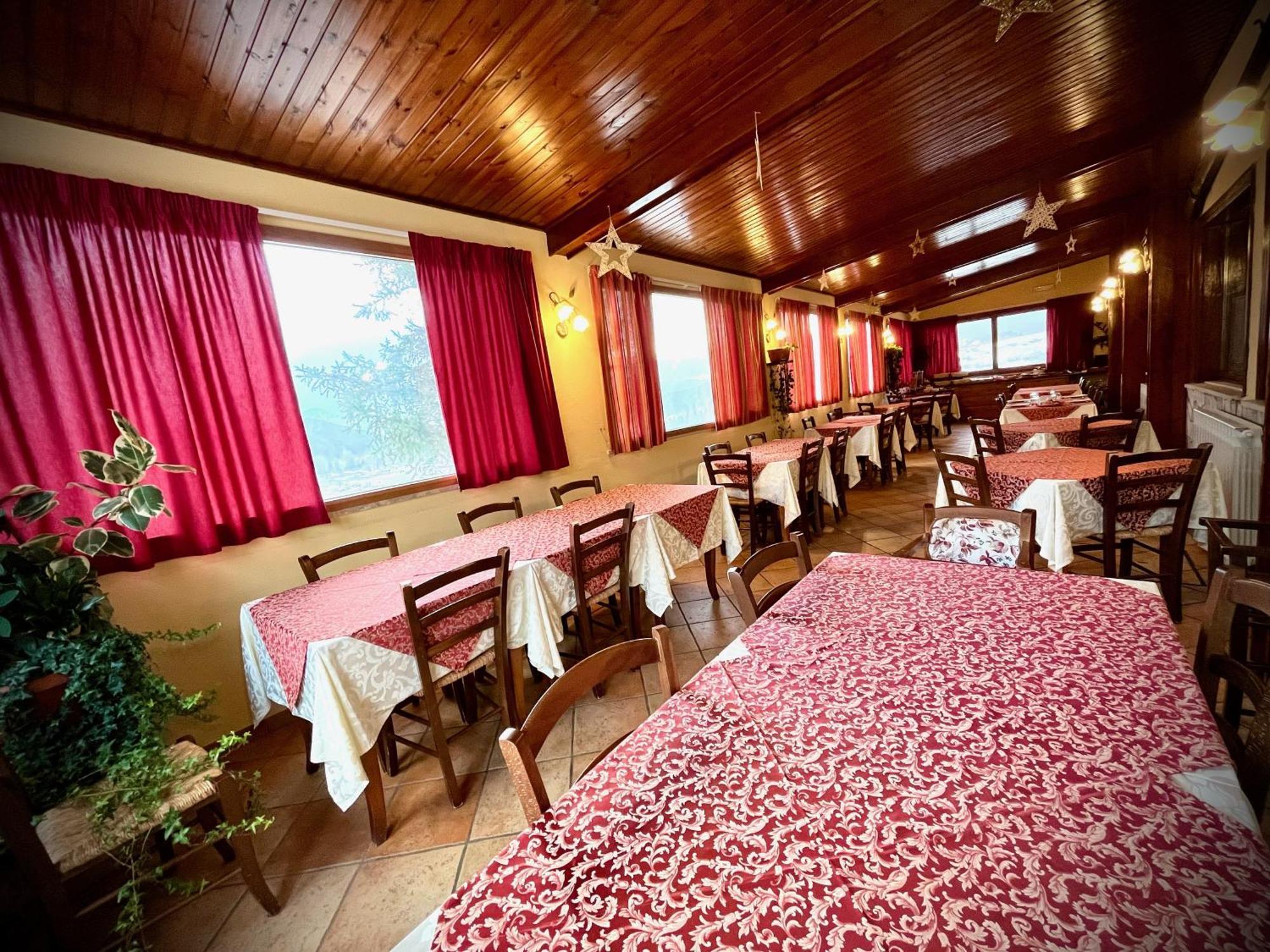 פסקאסרולי Hotel Pinguino מראה חיצוני תמונה