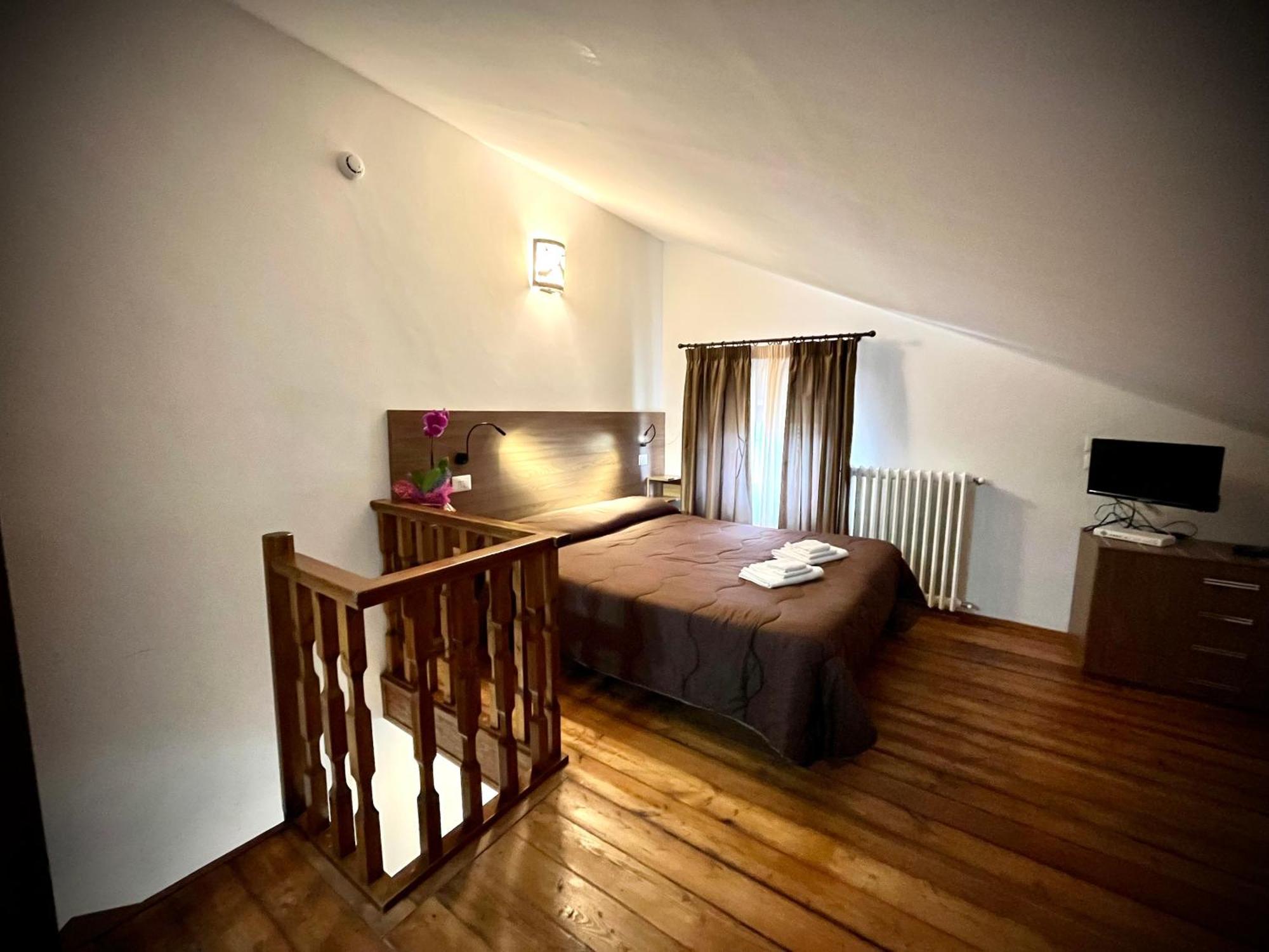 פסקאסרולי Hotel Pinguino מראה חיצוני תמונה