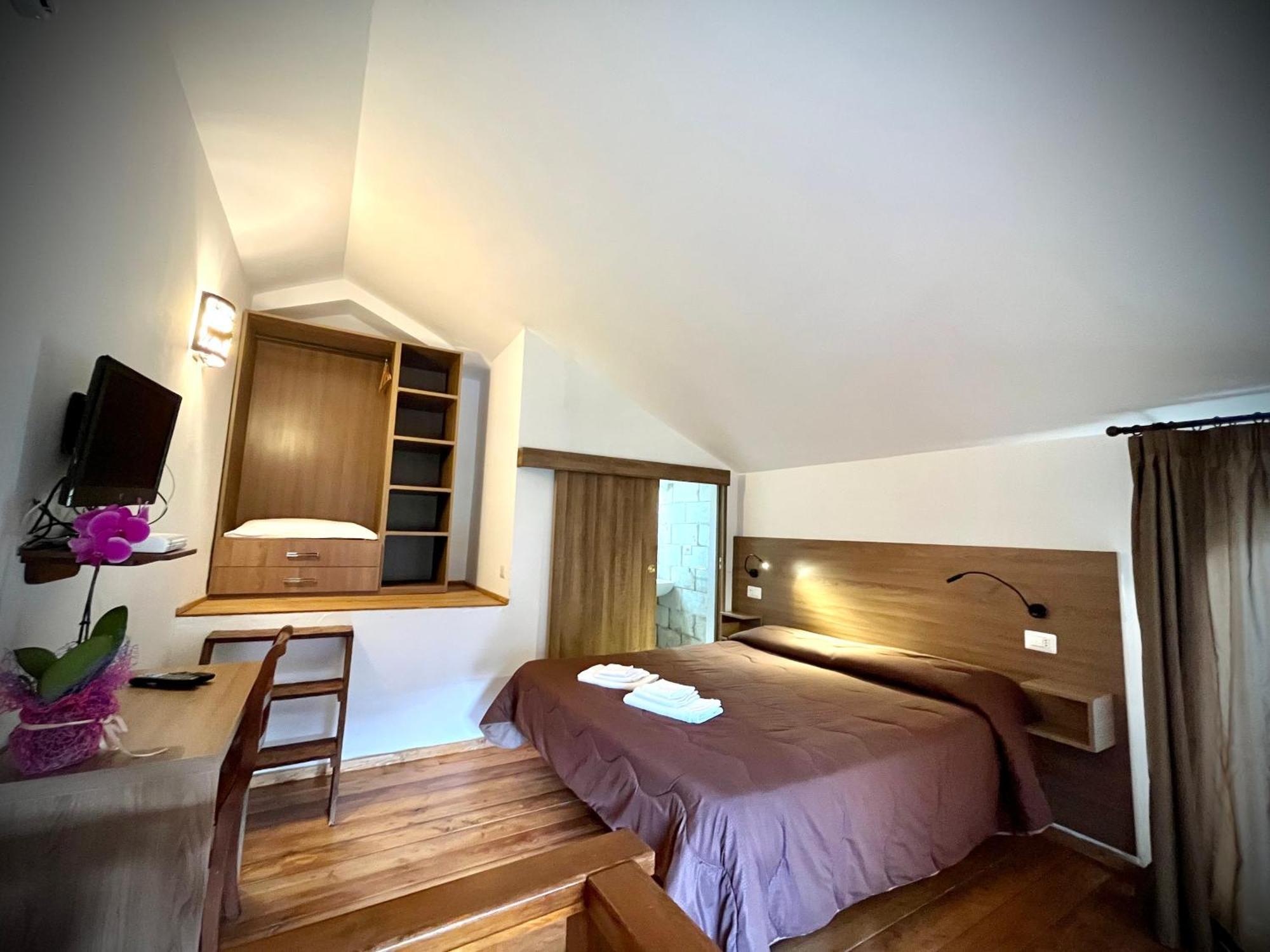 פסקאסרולי Hotel Pinguino מראה חיצוני תמונה