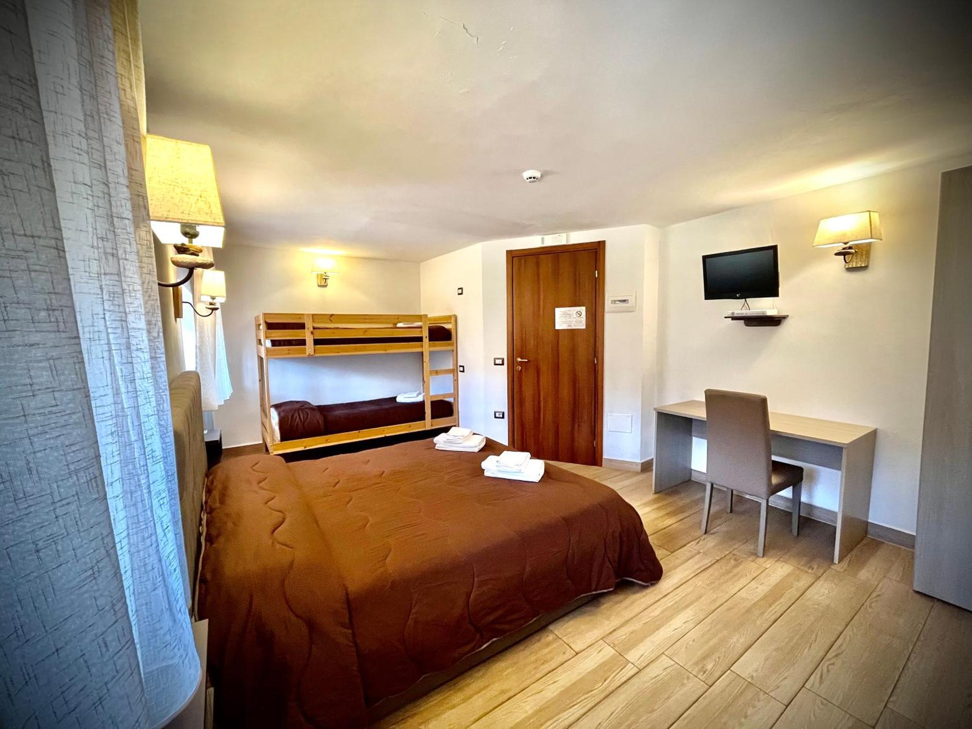 פסקאסרולי Hotel Pinguino מראה חיצוני תמונה