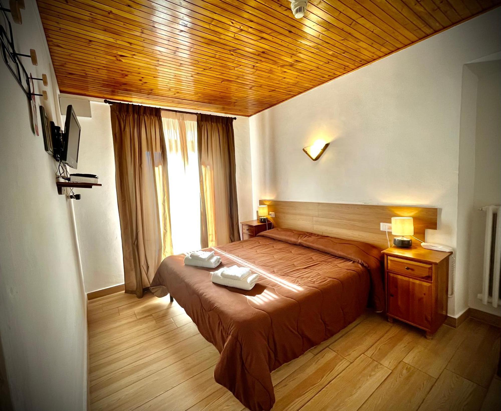 פסקאסרולי Hotel Pinguino מראה חיצוני תמונה