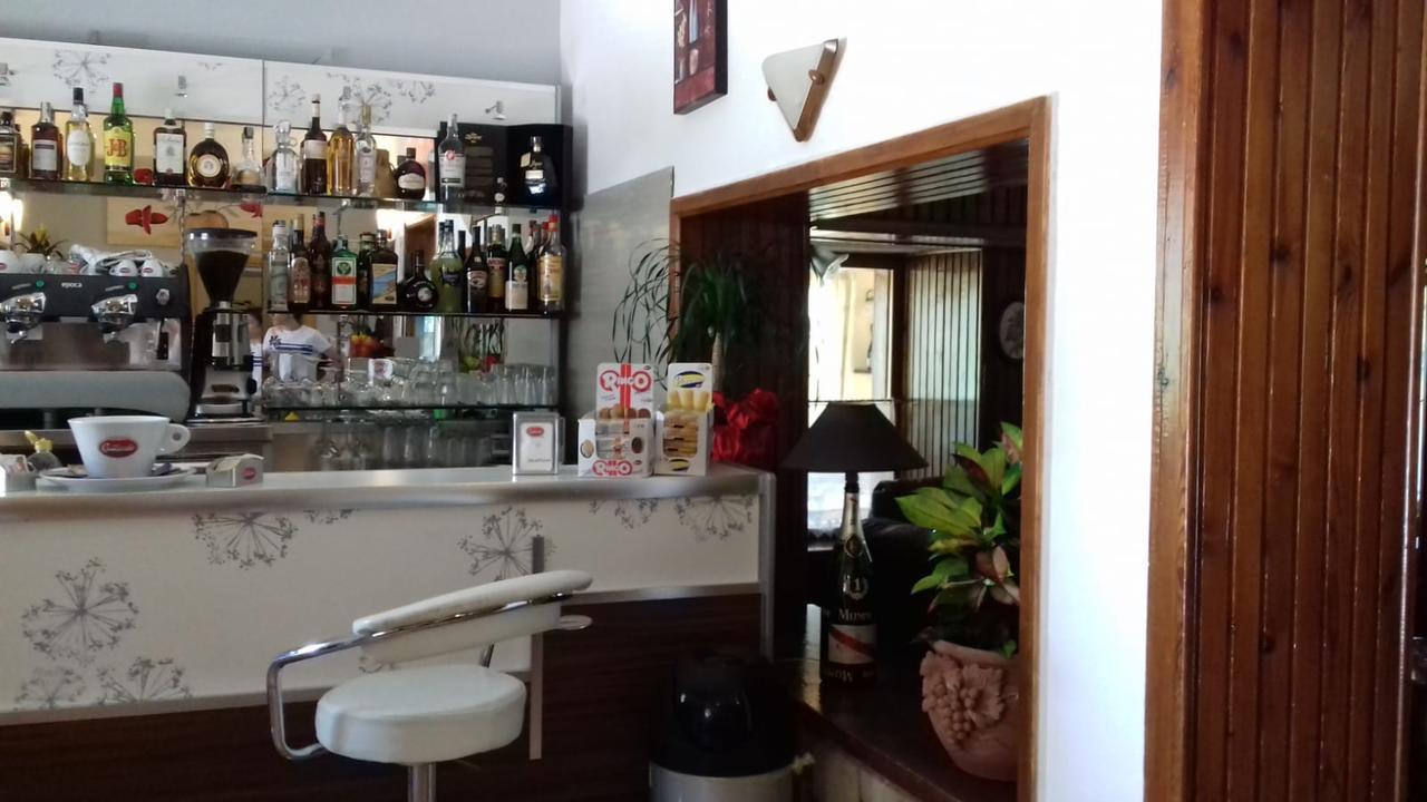 פסקאסרולי Hotel Pinguino מראה חיצוני תמונה